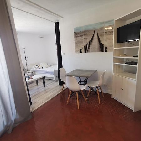 Soleil Levant 2 - En Bord De Mer - Superbe Appartement Cosy - Acces Direct Plage - Proche Commerces Et Animations Le Barcarès Exterior foto